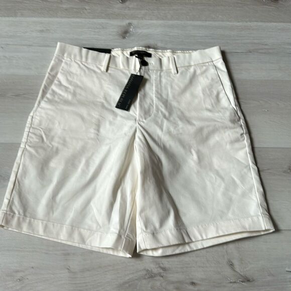 Banana Republic Core Temp Short White size 31 Nwt - Picture 5 of 7